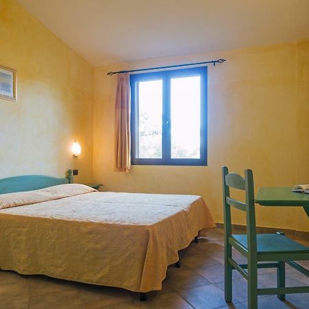Appartamento Magnolia Cala Liberotto Bagian luar foto