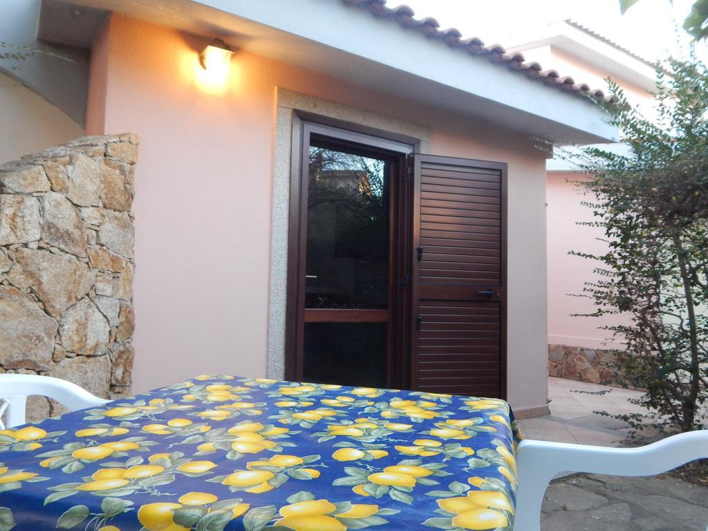 Appartamento Magnolia Cala Liberotto Ruang foto